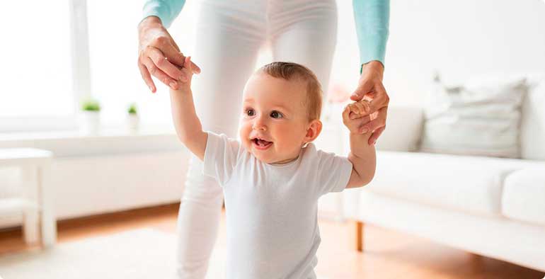 comment apprendre à marcher à un enfant