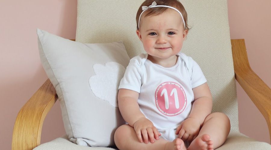 Ce qu'un bébé peut faire à 11 mois