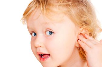 percer les oreilles d'un enfant
